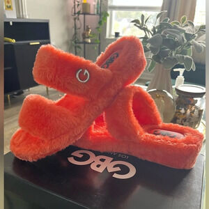 G By Guess Orange Slippers NWT